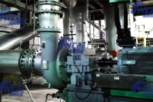 Continuous evaporation process and equipment